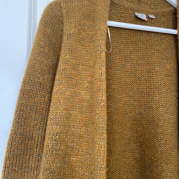 Balloon Sleeve Cardigan - Picture 3 of 3